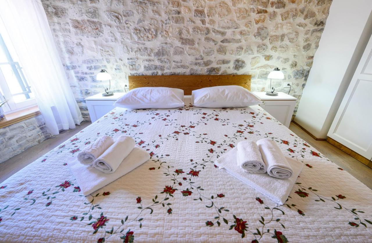 Apartments Festum Šibenik Eksteriør billede