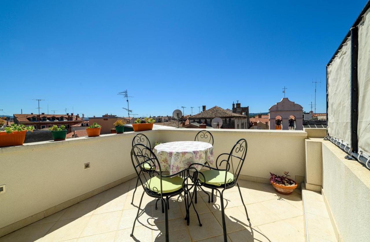 Apartments Festum Šibenik Eksteriør billede