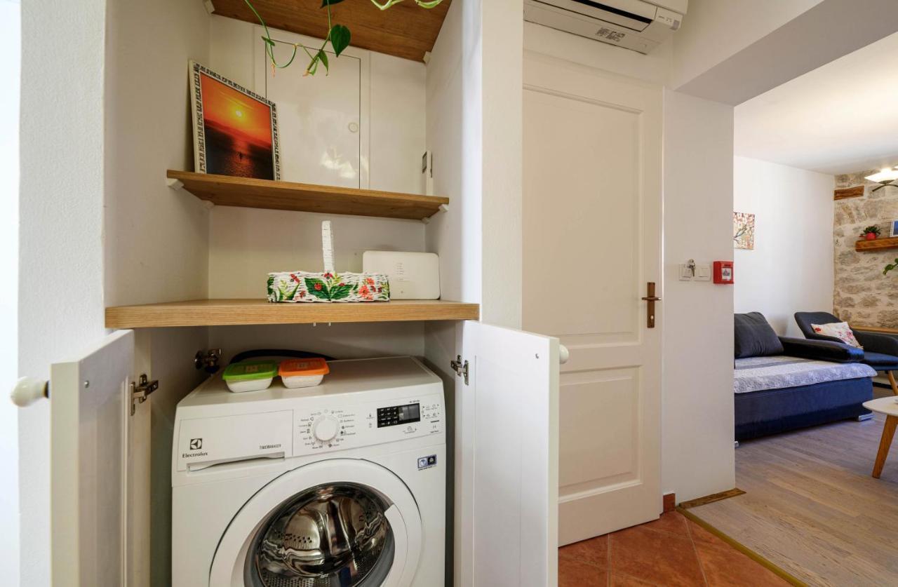 Apartments Festum Šibenik Eksteriør billede
