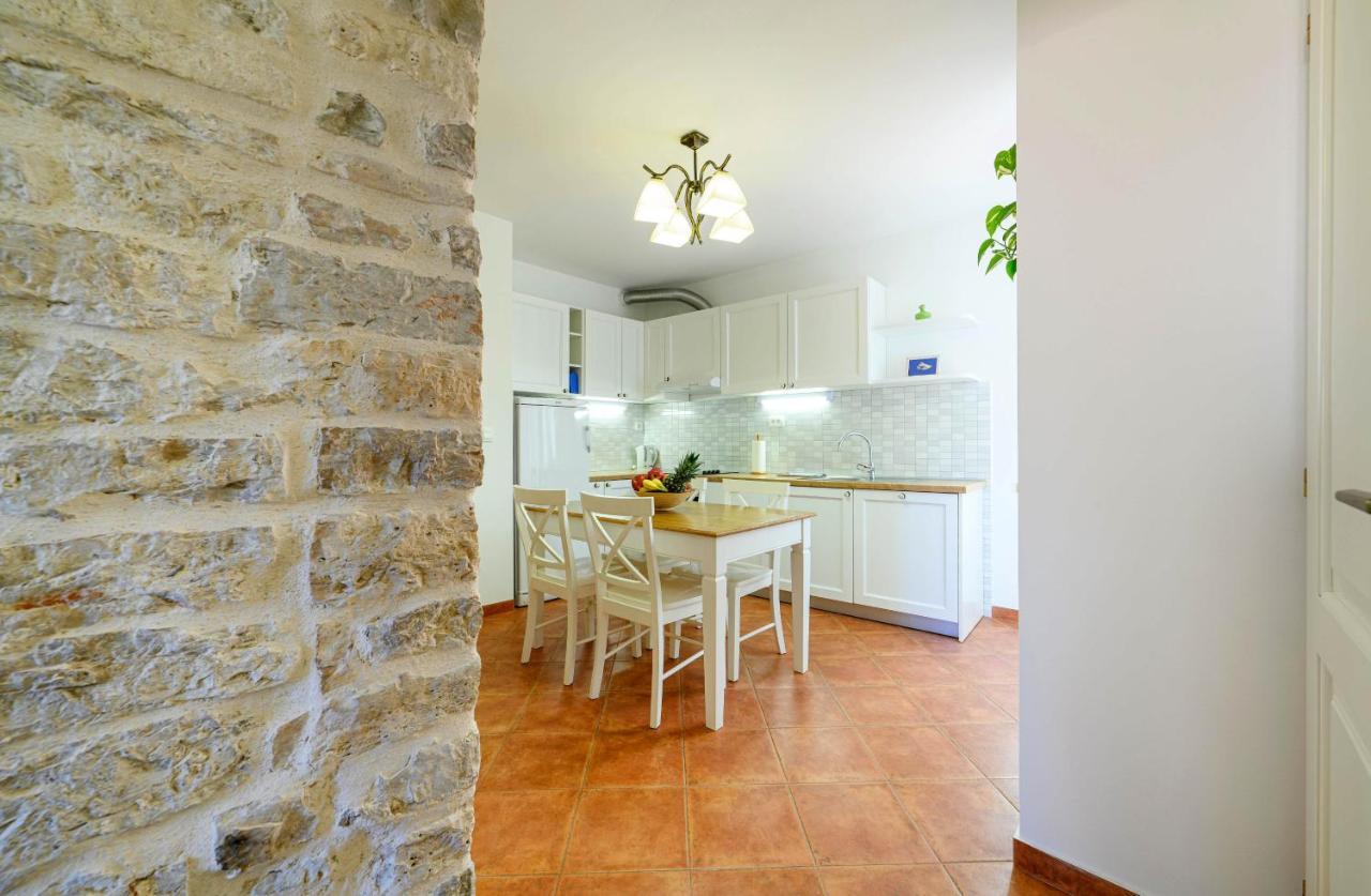 Apartments Festum Šibenik Eksteriør billede