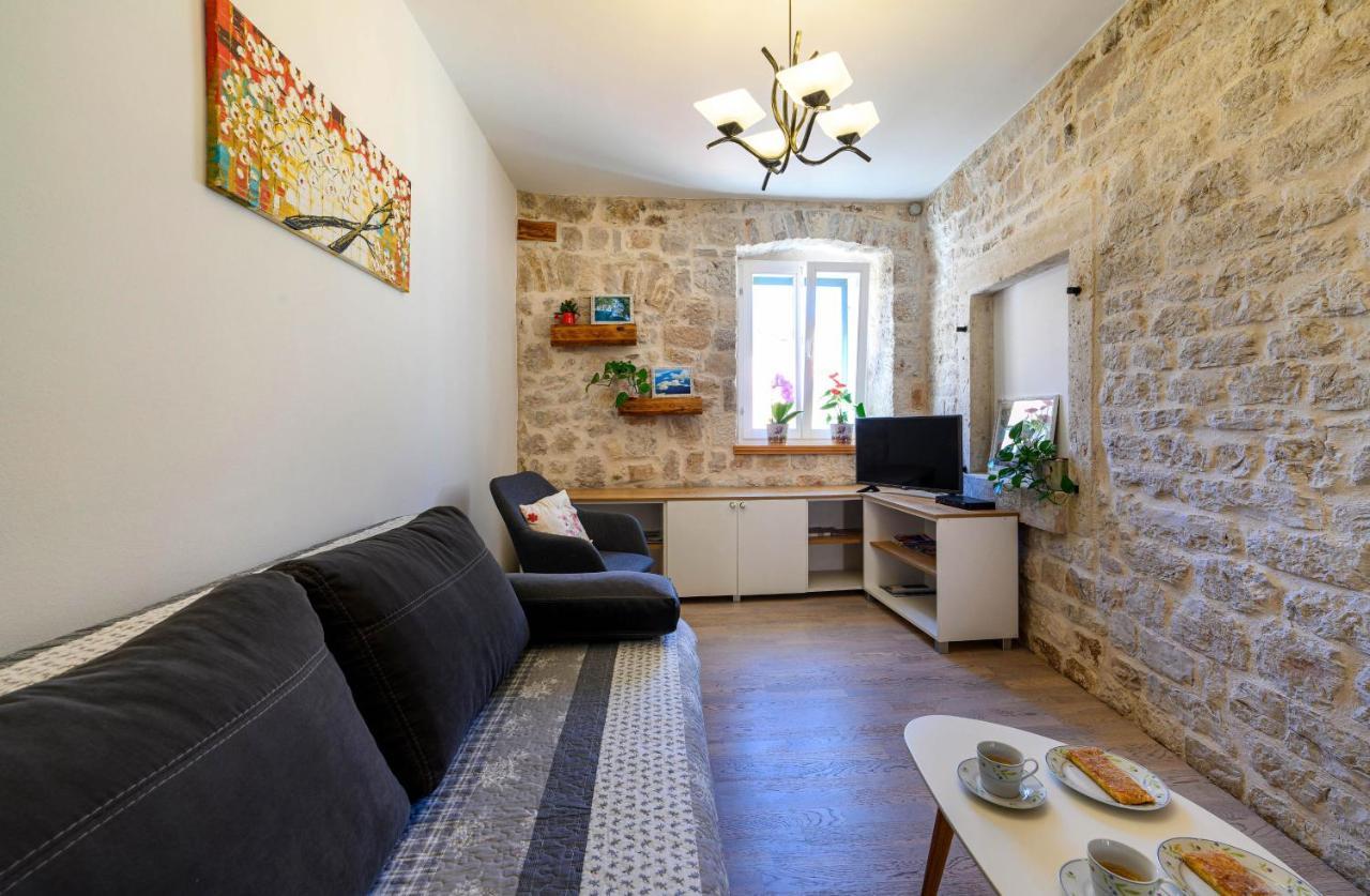 Apartments Festum Šibenik Eksteriør billede